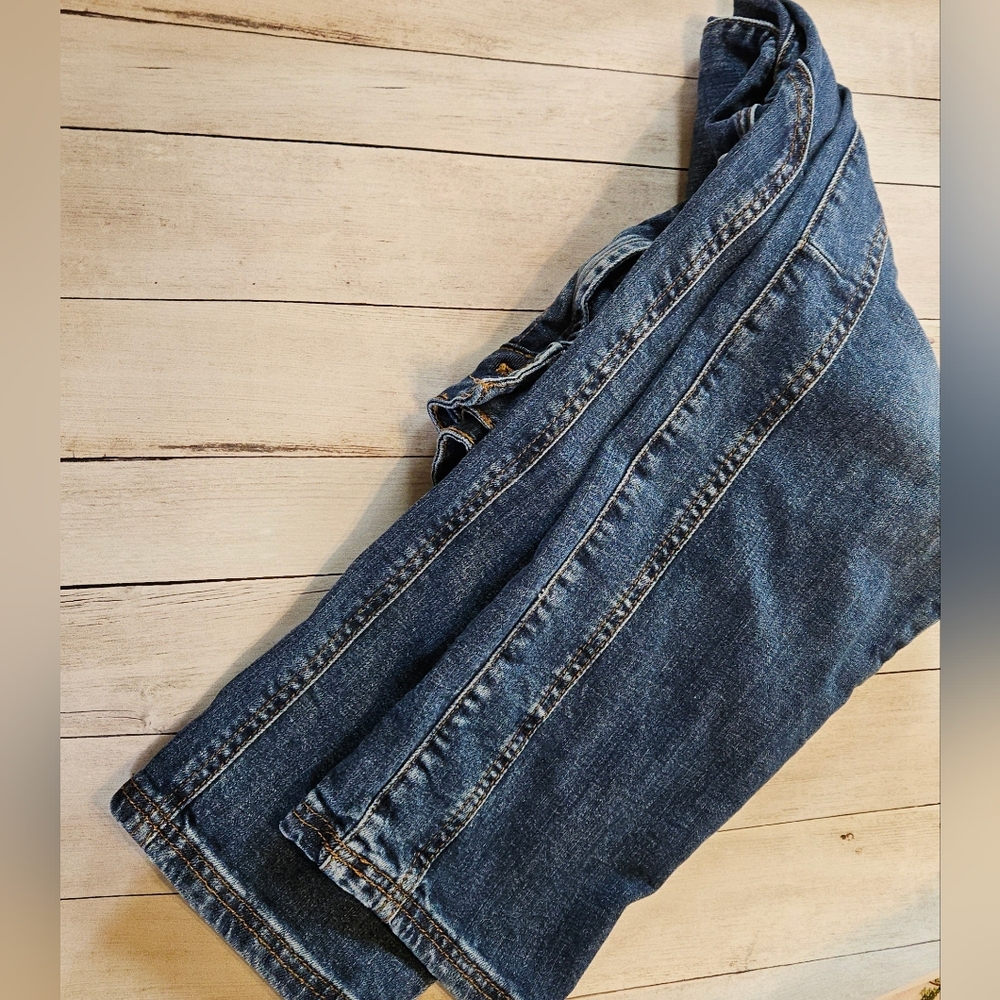 Pilcro (Anthropologie) Jeans - Picture 2 of 3